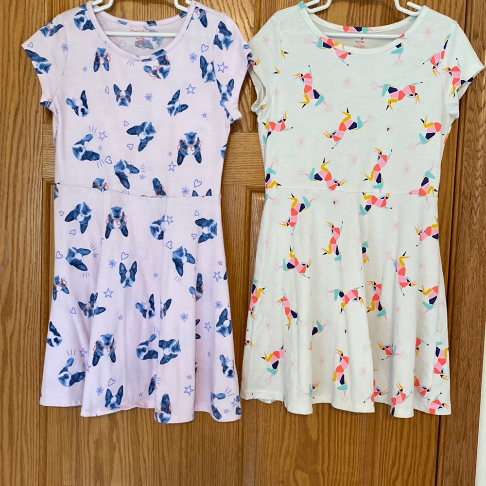 👗Two Girls Dresses👗